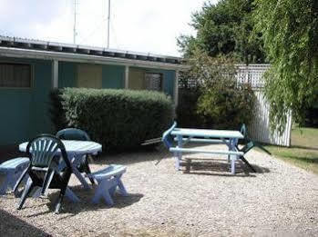 Apollo Bay Backpackers Hostel Bagian luar foto